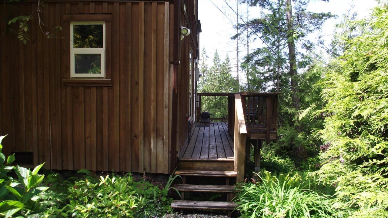 Secret Cove Cottage Suites Halfmoon Bay Exteriér fotografie