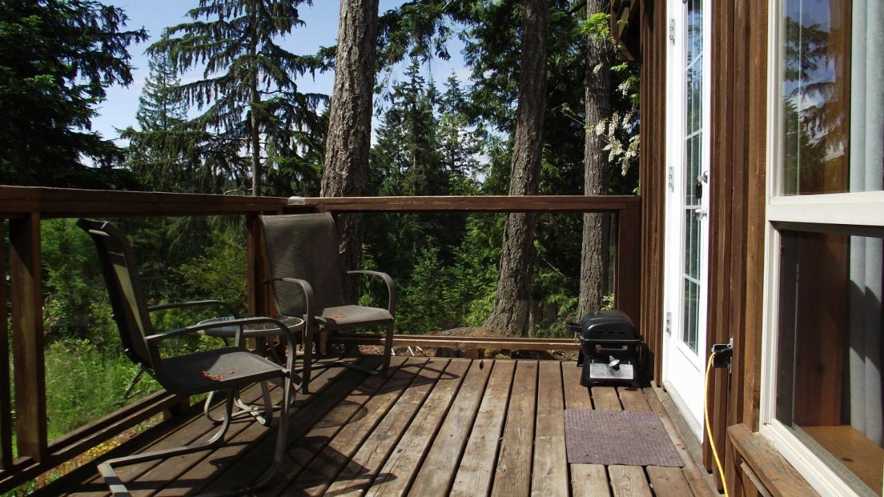 Secret Cove Cottage Suites Halfmoon Bay Exteriér fotografie